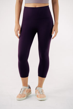 Core Ease 3/4 Leggings