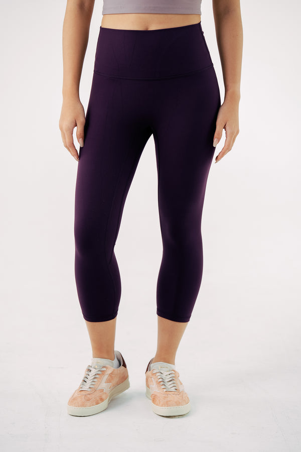 Core Ease 3/4 Leggings