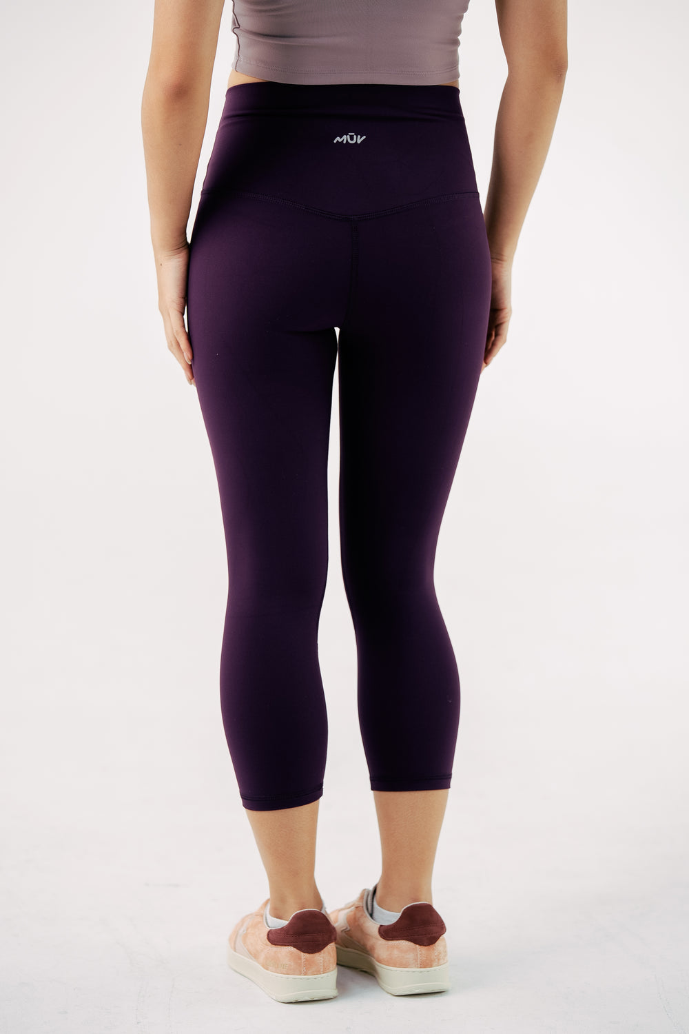Core Ease 3/4 Leggings