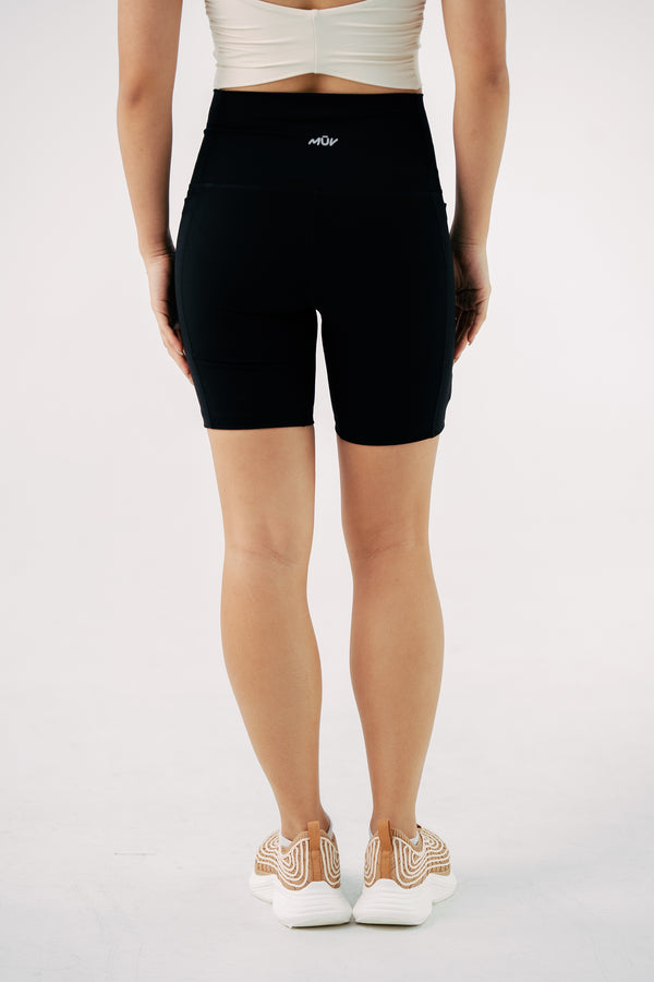 Core Pulse Shorts with Pockets